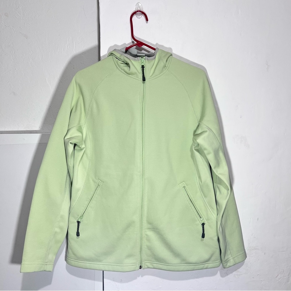 Tri- Mountain hoodie jacket: Box K: